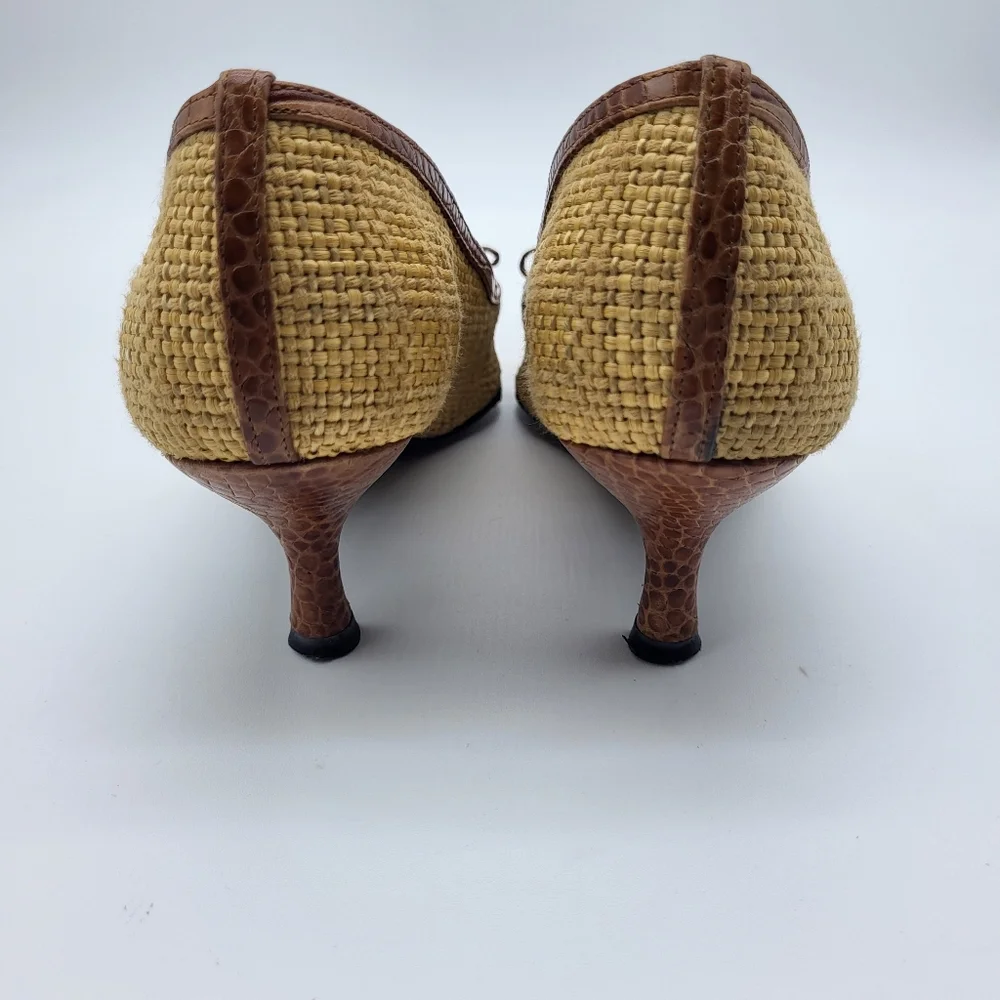 Stuart Weitzman Tan Weave Reptile Brown Trim Classic Feminine Kitten Heel - Picture 6 of 14